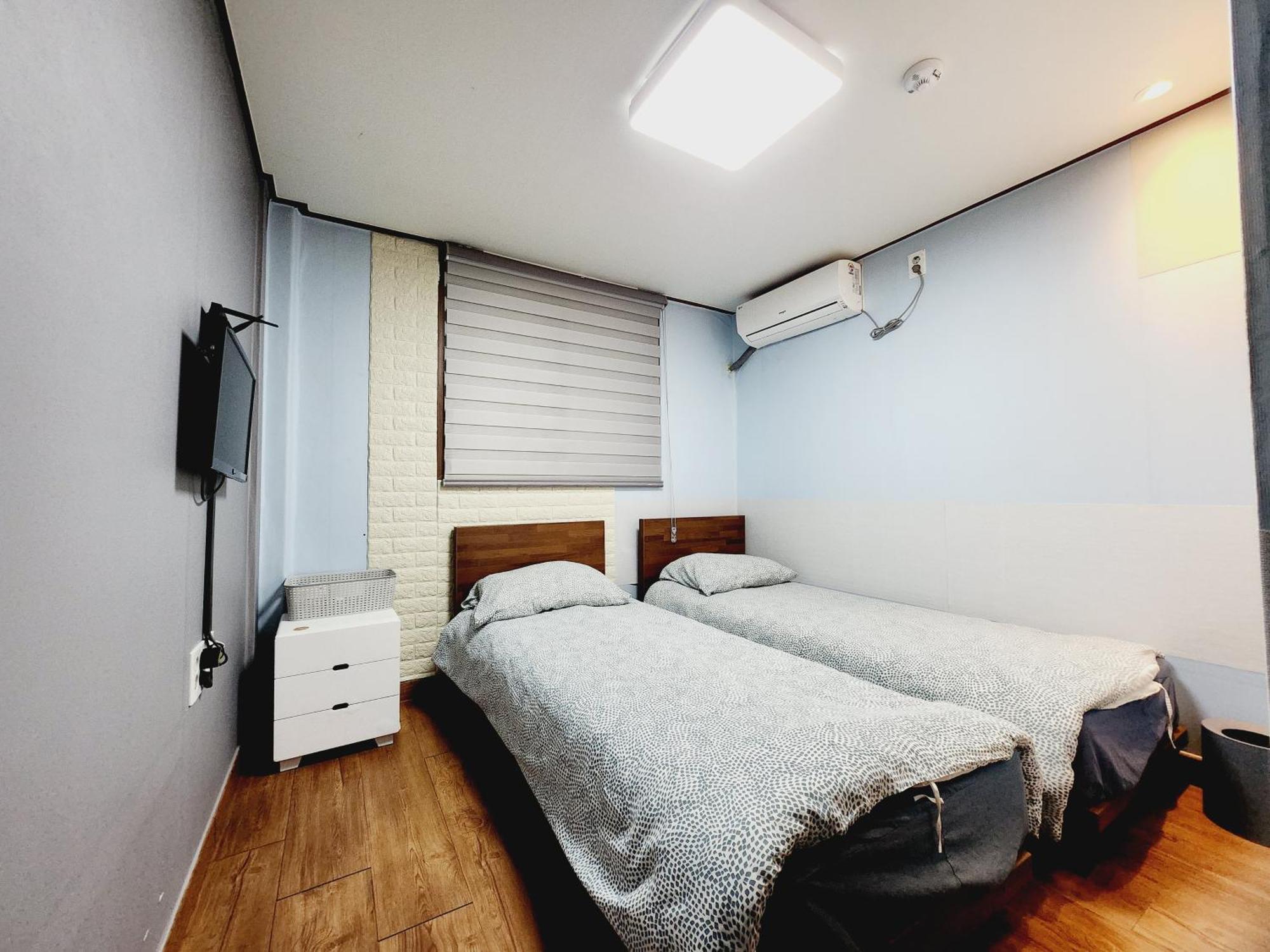 Olive Hostel Myeongdong Seoul Exterior photo